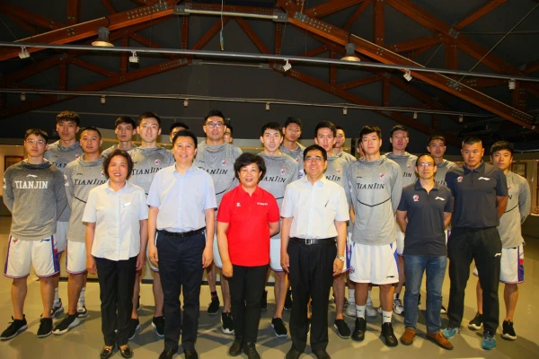 业余爱好者如何在有限时间内提升篮球优势_0